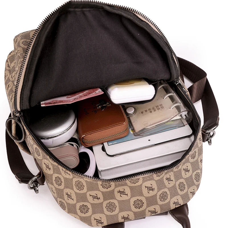 حقيبة ظهر كاجوال من الجلد الناعم من العلامة التجارية الأصلية للنساء حقائب ظهر عالية الجودة حقائب مدرسية للنساء في سن المراهقة