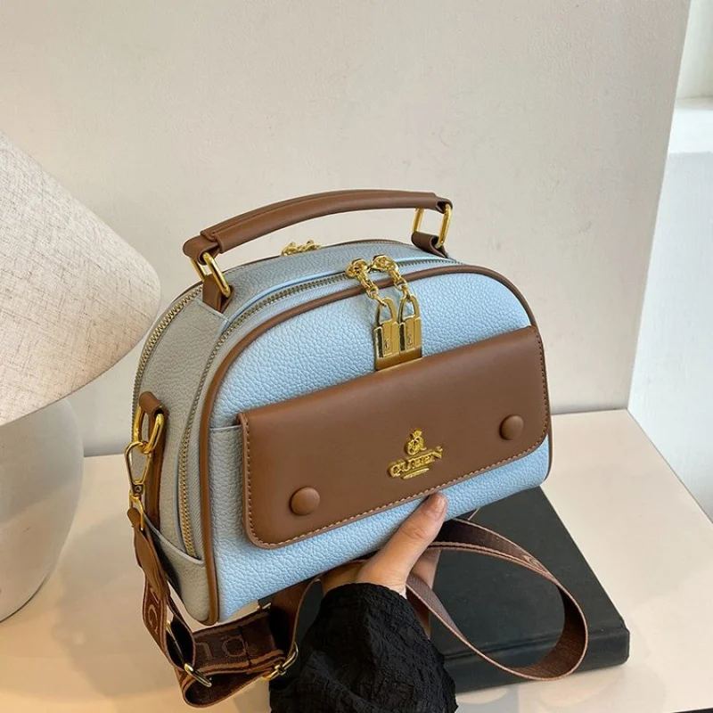 

High-End Women's Messenger Bag Made Of Faux Leather Boasting Trendy Commuter Design And Paris Stylish Look​