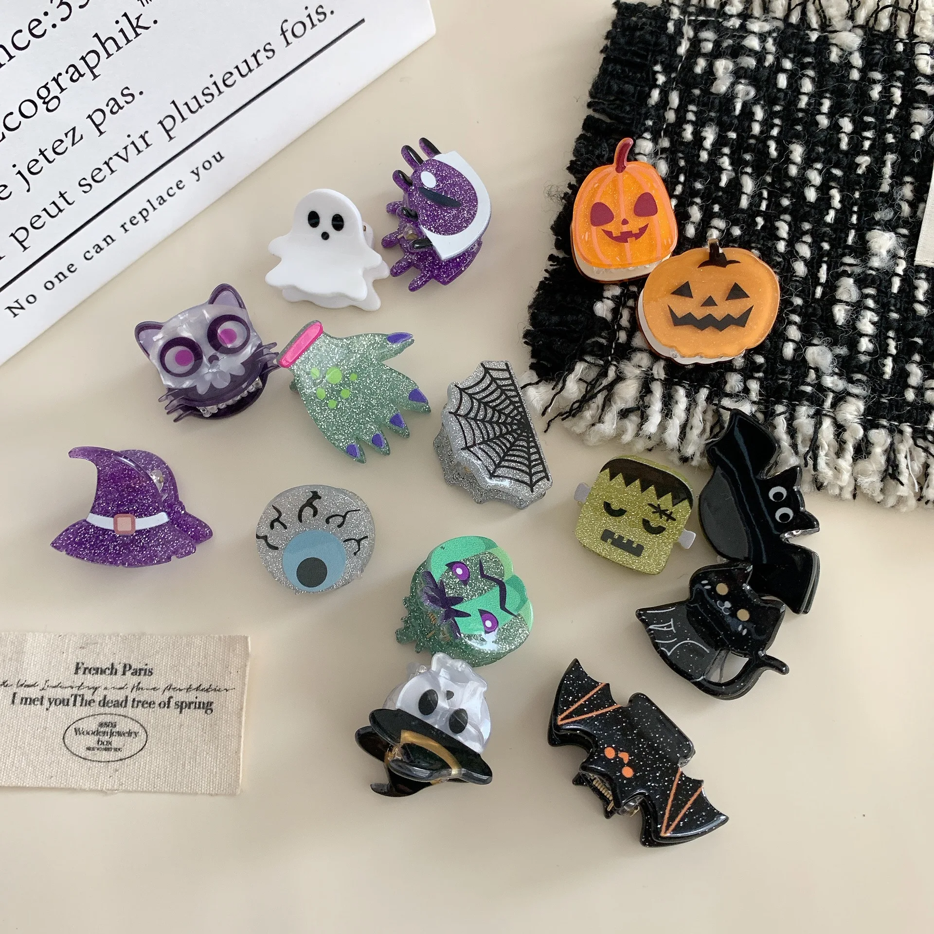 Halloween Creative Fun Small Hair Claw Funny Ghost Pumpkin Black Little Bat Personalized Acrylic Hair Clip Styling Accessories