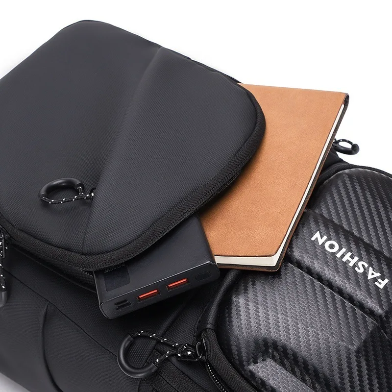 Nowa torba sportowa dla rowerzystów z włókna węglowego Wielofunkcyjny wodoodporny plecak z twardą skorupą Męska torba na laptopa na co dzień na świeżym powietrzu