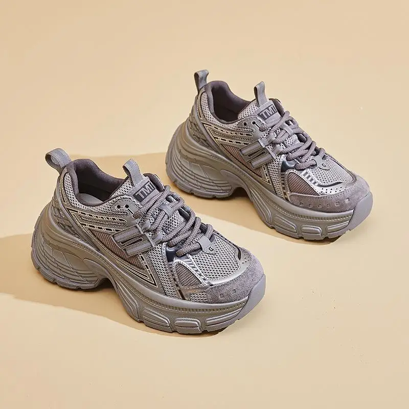 

Fashionable Thick Bottom Dad Shoes for Women in Genuine Leather Sporty Single Shoes Casual Style round Toe mid Heel
