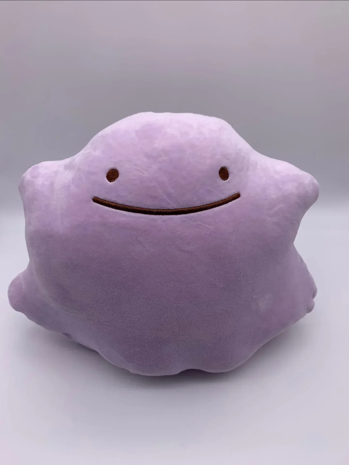 

Двусторонняя плюшевая игрушка Pokemon Ditto Snorlax, мягкая подушка для куклы 25 см, 2 в 1, внутренняя трансформируемая подушка в подарок