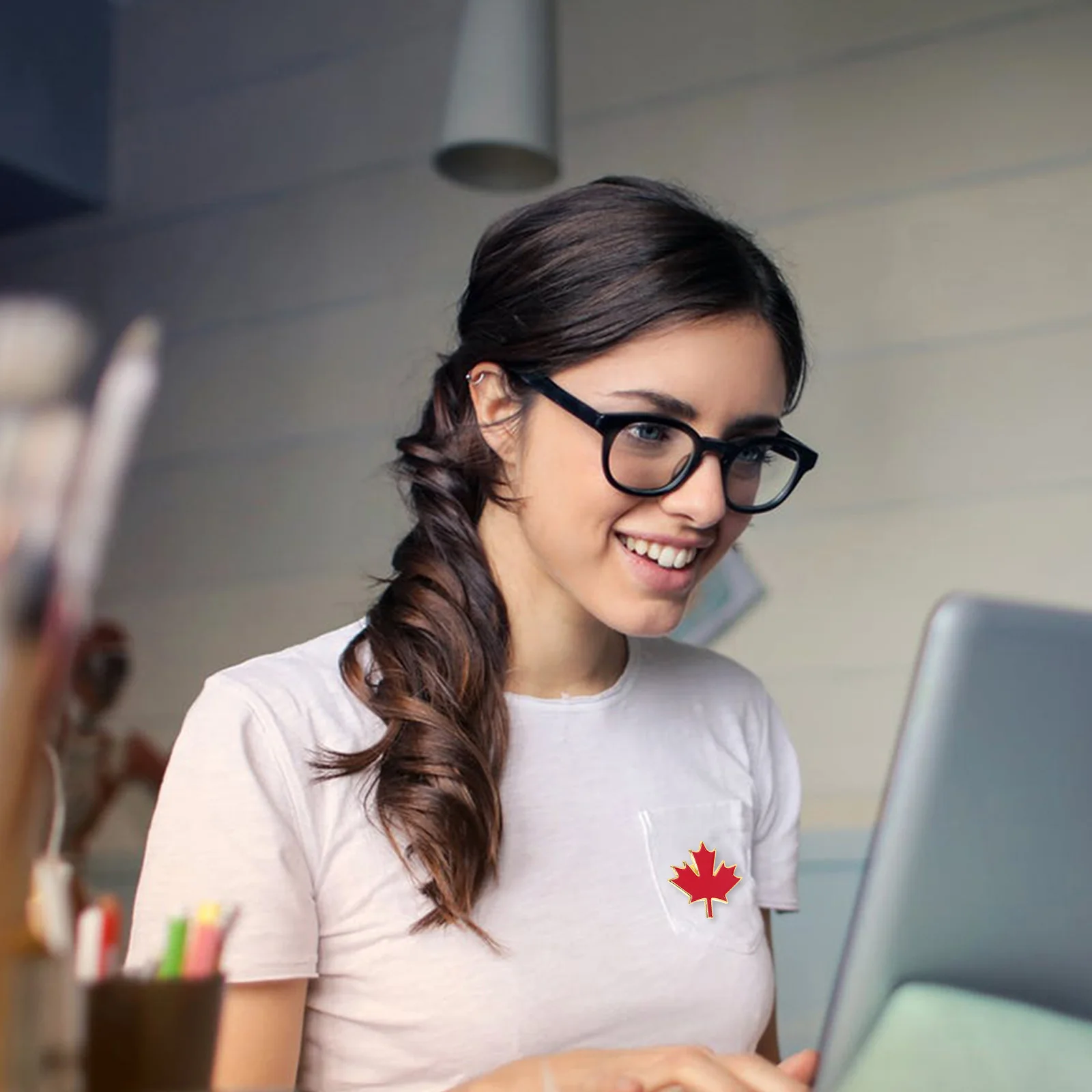 

10 Pcs Breastpin Women Girl Metal Lapel Accessories Red Brooch Flag Stylish Jewelry Pin Women Brooch Pin Badge