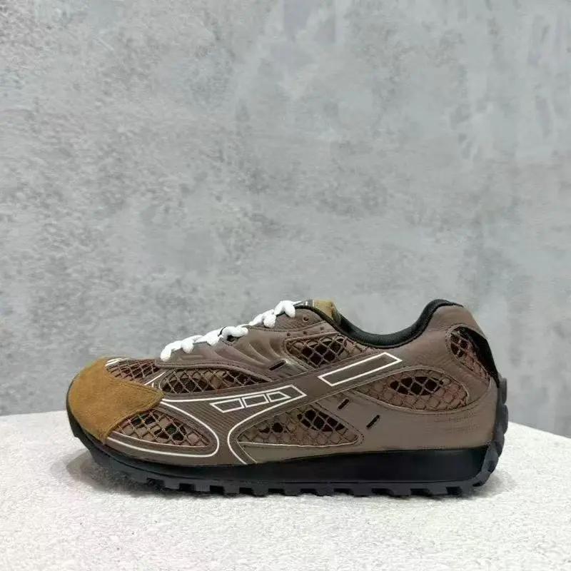 

Casual Women's Shoes: Breathable Height-Boosting Chunky Sole Shoes Designer Retro Running Shoes Fashionable Fabrics