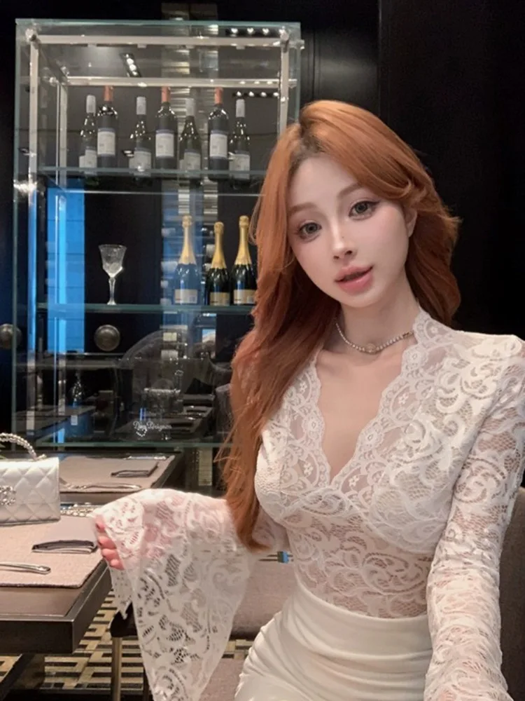 

Sexy Lace Long Sleeve V-Neck T-Shirt And Bodycon Short Skirt Set for Women Commute Style Korean Version Slim Fit Hollow out