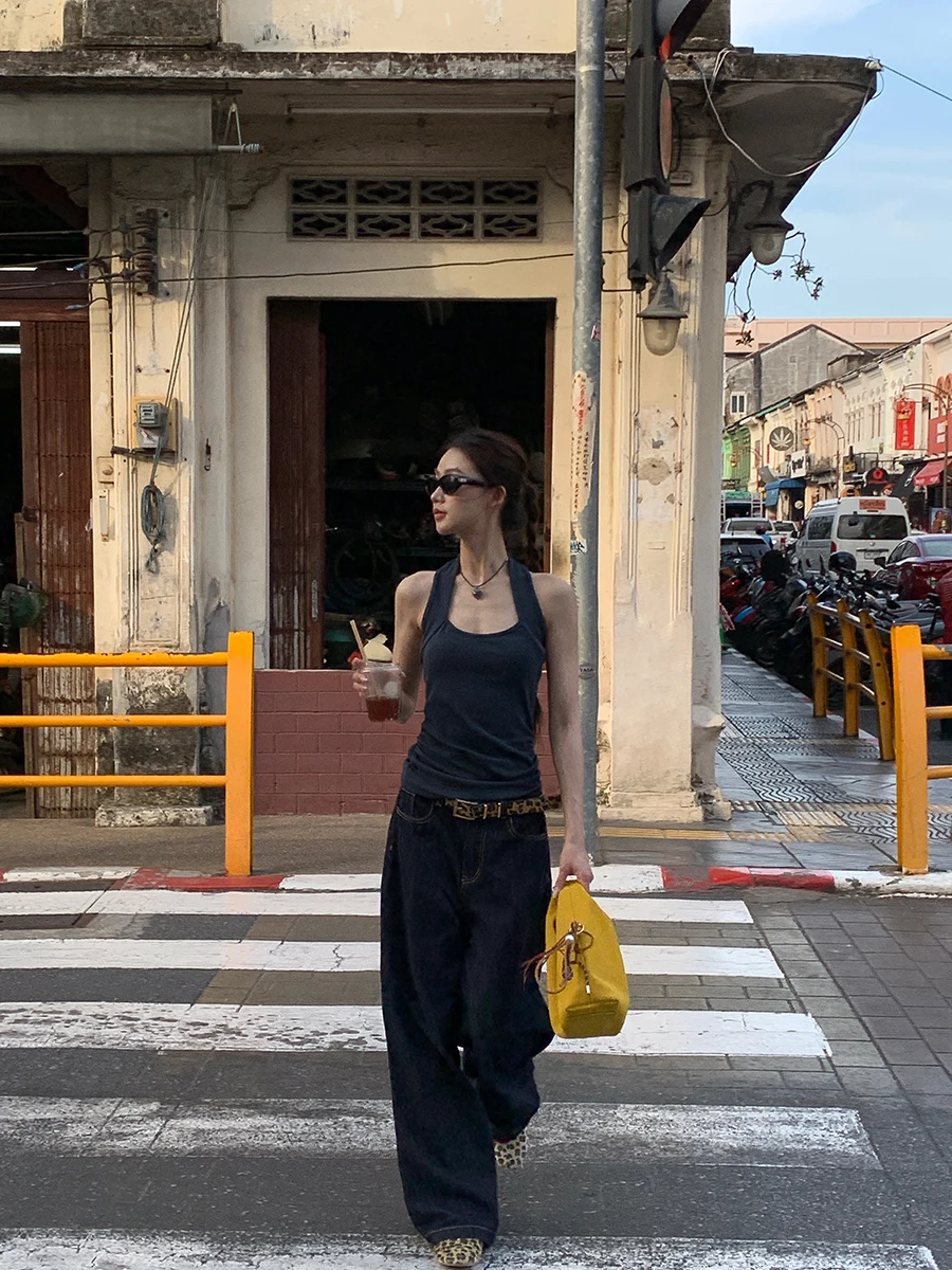 Canotta da donna Red Celebri Store Ne Hanging Svel Vest 2025 Nuova versione estiva Design Sensation Or