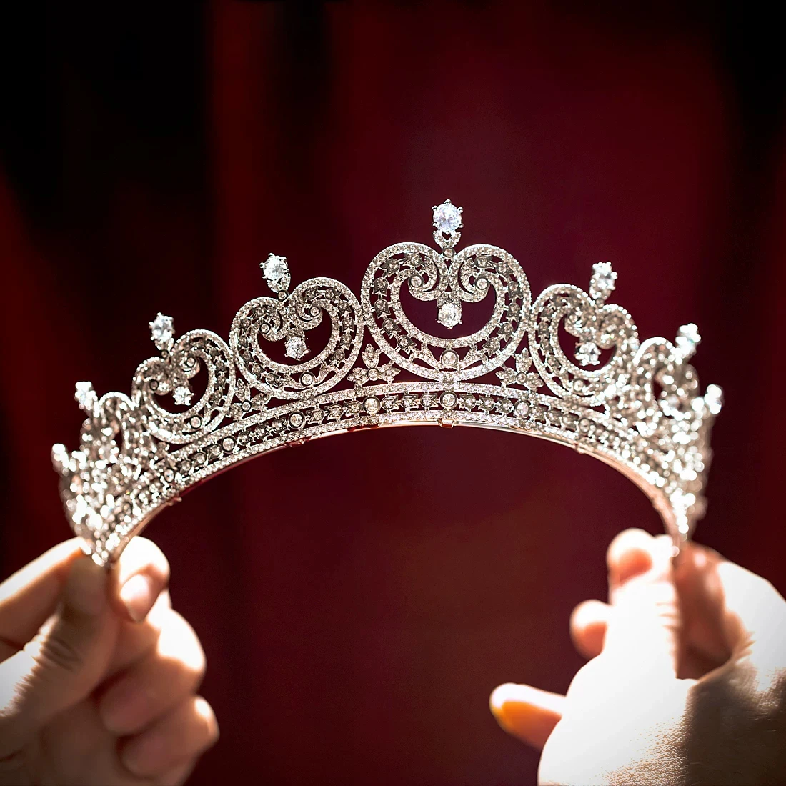 European Retro Bride Wedding Hair Crown Bridal Headpiece Grand Luxurious Evening Gown Party Birthday  Tiaras Accessory