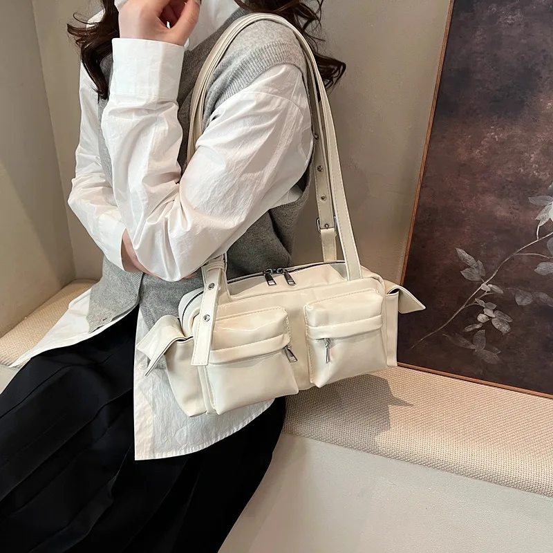 

Korea New 2025 Motorcycle Bags Women's Crossbody Bag Small Designer Commuter Handbag Cowhide Leather Single Shoulder Bag