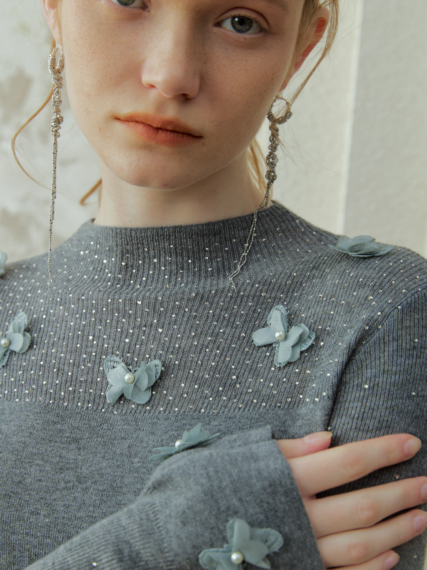 

Romantic Rhinestone 4 Color See-tough Splice Wool Knitted Sweater Women Slim Fit Inner Wear Base irt