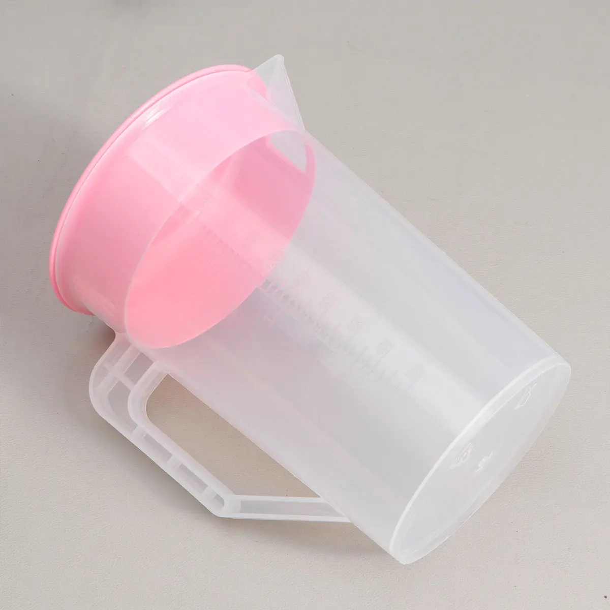 

1pc 2L Cold Pitcher Plastic Water Pitcher With Lid Beverage Kettle Heat Resistant Dishwasher Safe For Home Bar Outdoor Use Pink