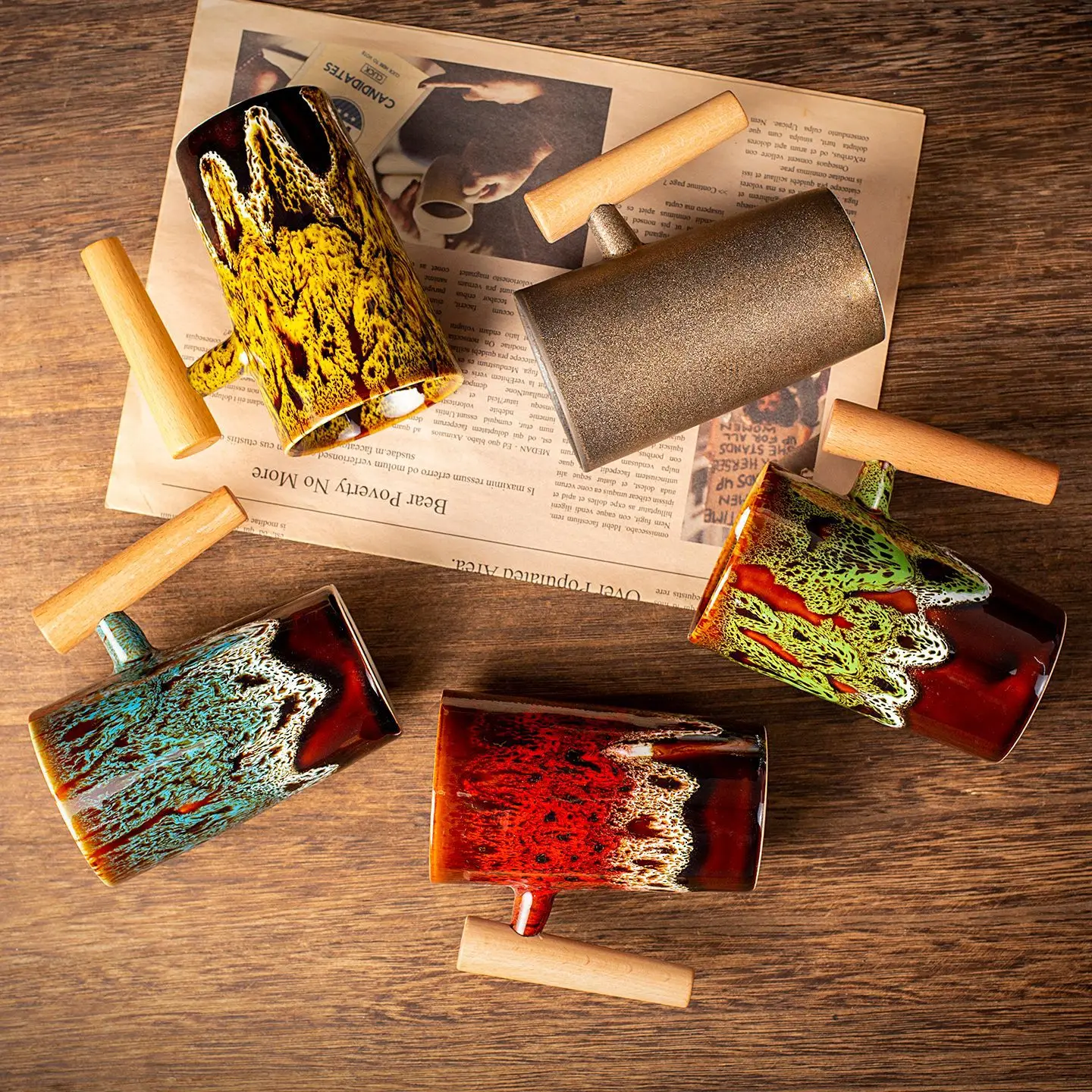 

Vintage Kiln-Transformed Ceramic Mug with Wooden Handle, Unique Gradient Glaze Eco-Friendly Coffee Tea Cup for Home Office Use