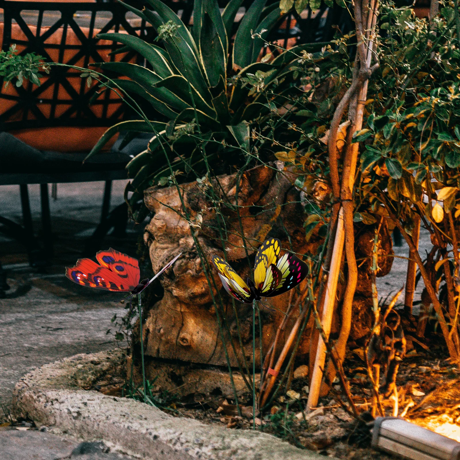 

50pcs Stakes Decorative Yard Decor Delicate Garden Ornaments Household Garden Accessories Rustic Outdoor Flower Bed Decoration