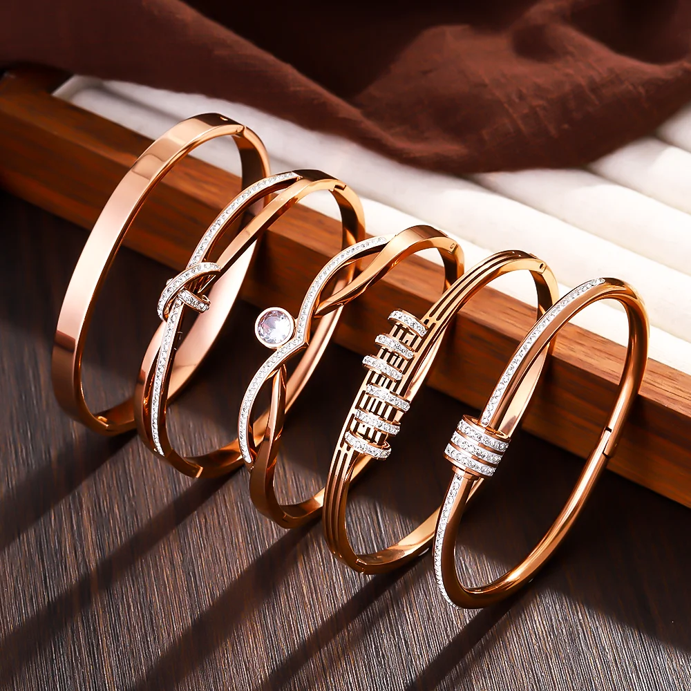 

5Pcs/Set Rose Gold Color Stainless Steel Women's Cuff Bracelet Bangle, Suitable for Exquisite Jewelry Gift Set