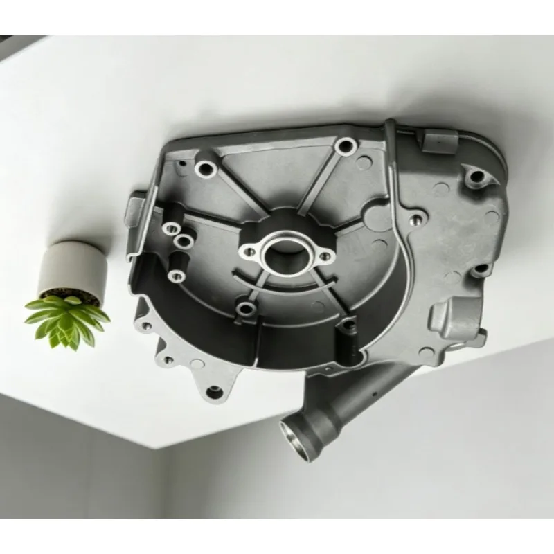 Magneto Side Cover Right Crankcase Cover Suitable for GY6 48cc 125cc 150cc Scooter Motorcycle Engine Replacement Parts