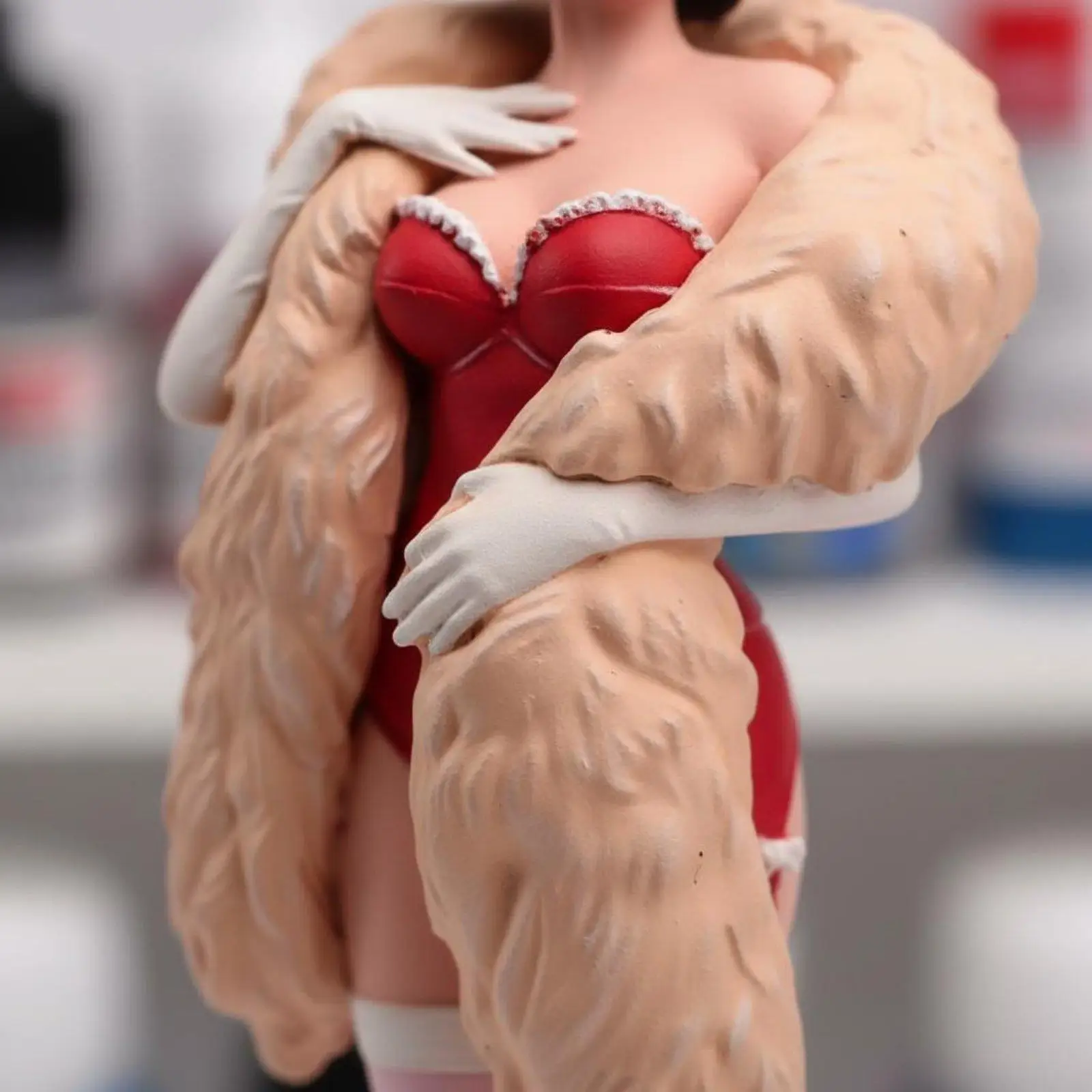 Painted Female Figure Finely Detailed Scale Model Person Resin Material Woman in