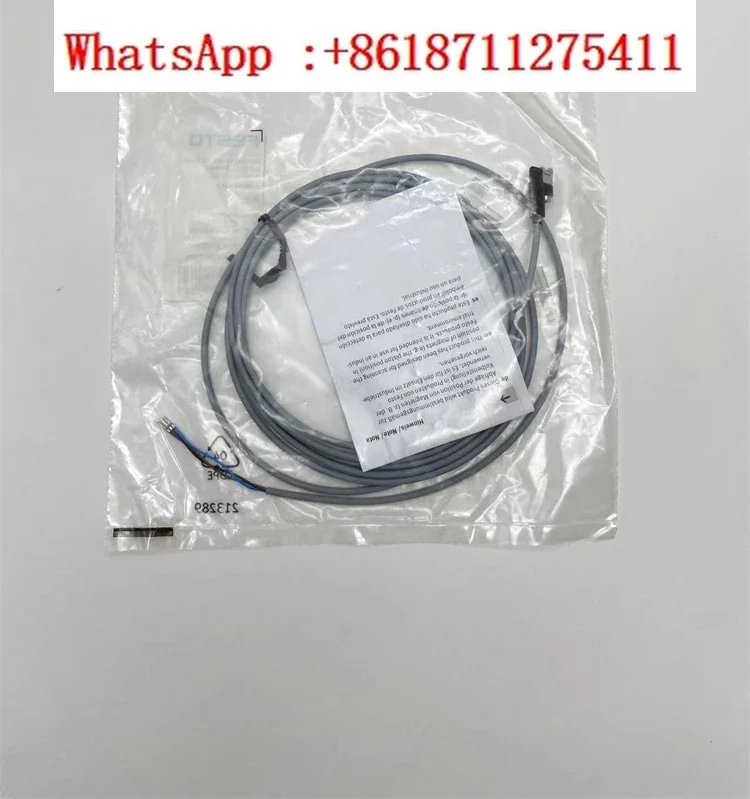 

Sensor: SMT-10G-NS-24V-E-2.5Q-OE-0.3Q-M8D 8065029 8065030