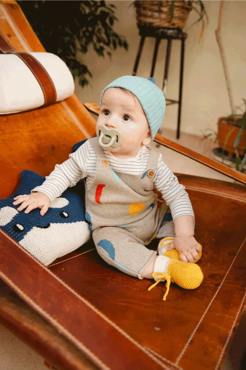 Autumn Winter New Children Overalls Fashionable Cute Versatile Boys and Girls Pants Cartoon Knitted Rompers