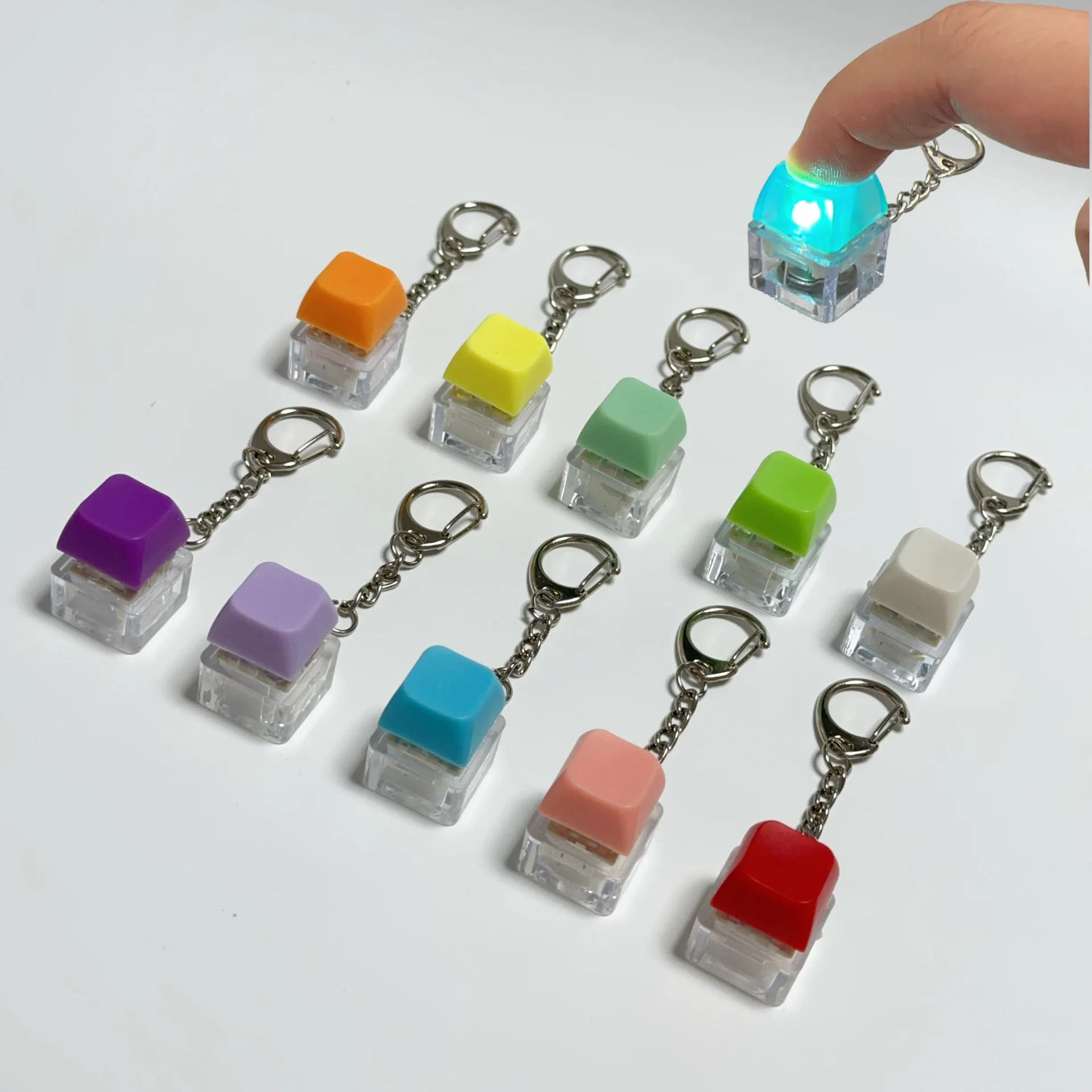 LED Illuminated Keyboard Key Chain Glowing Keyboard Key Keychain High-transparency Press Button Mechanical Keyboard Keychain