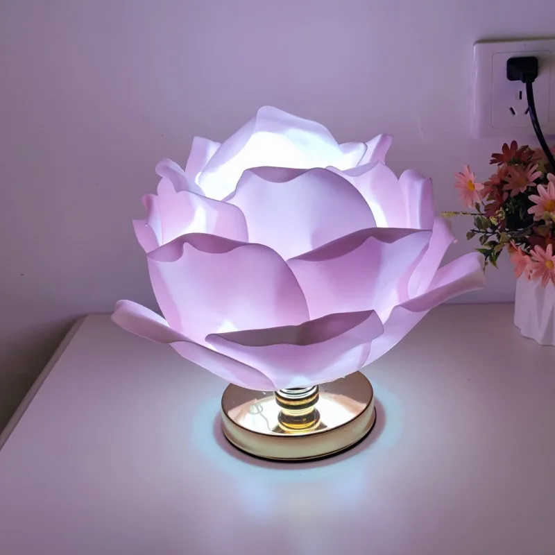 European and American Creative Rose Desk Lamp Lotus Lamp Bedroom Atmosphere Internet Celebrity Dreamy Wedding Bedhead Desk Lamp