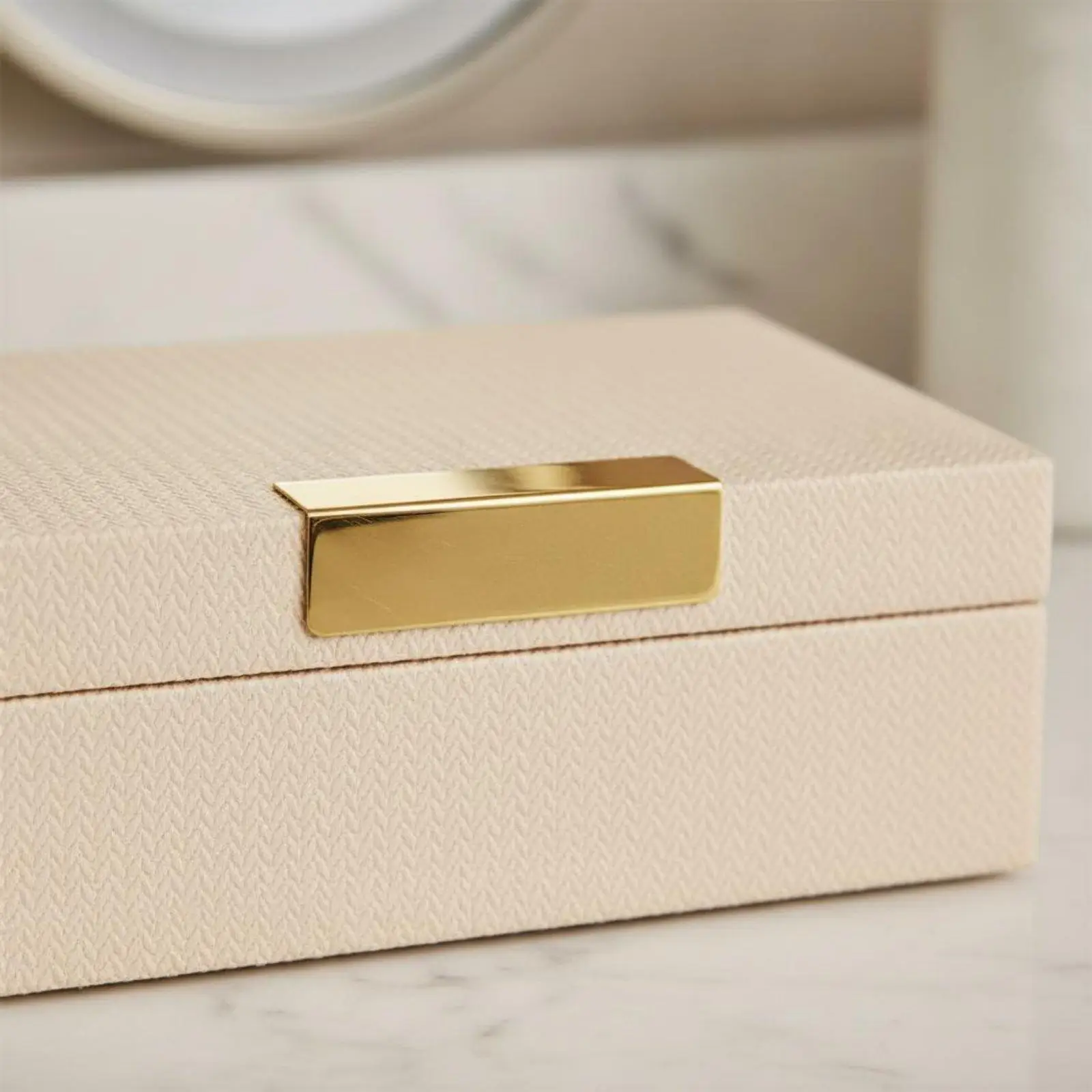 Braided Storage Case Wooden Frame Jewelry Organizer Luxury Storage Display Box for Living Room Hotel