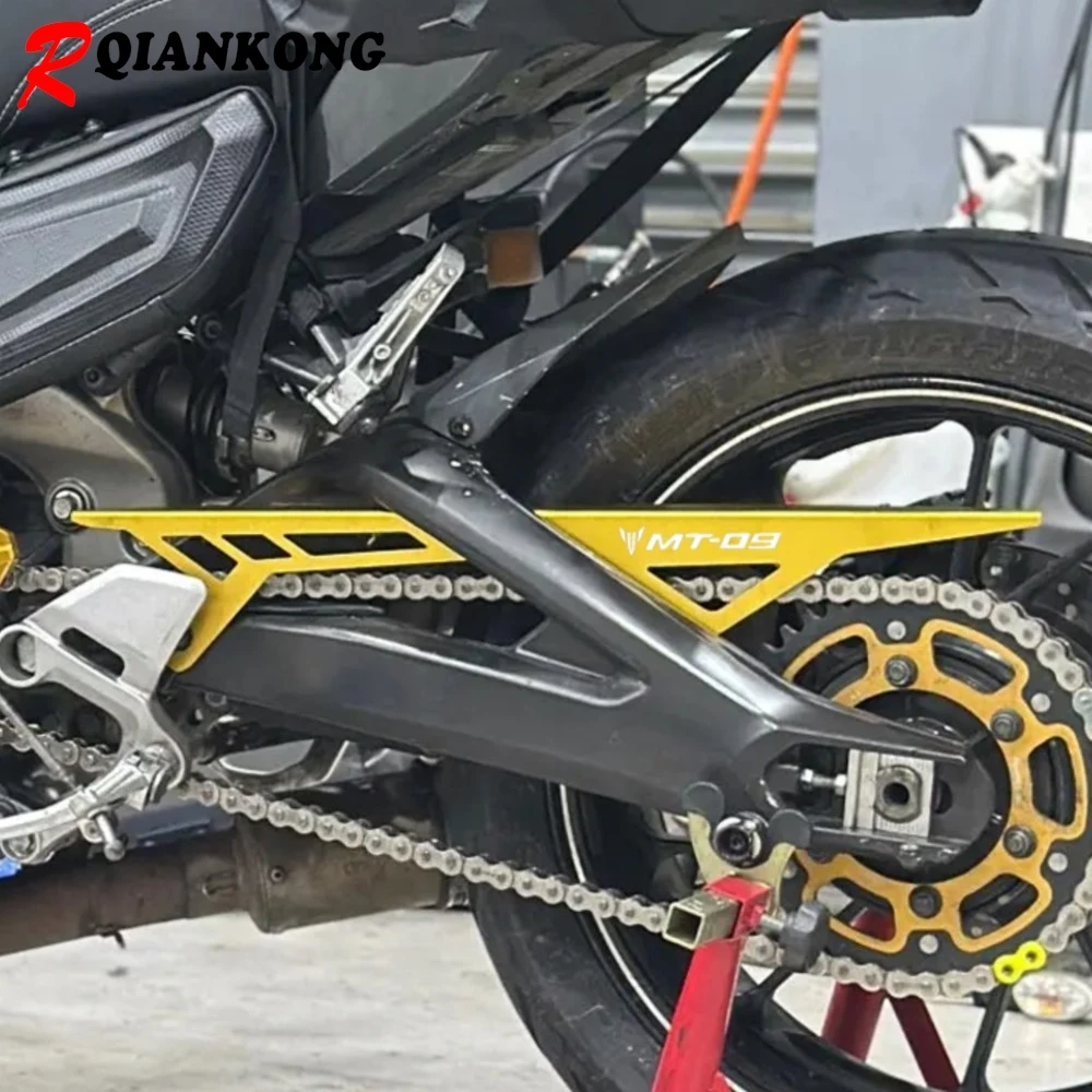 Motorcycles Tire Fender Mudguard Chain Cover Protector Decoration For YAMAHA MT09 FZ09 Tracer 900 XSR900 2014-2020 MT-09 FZ-09