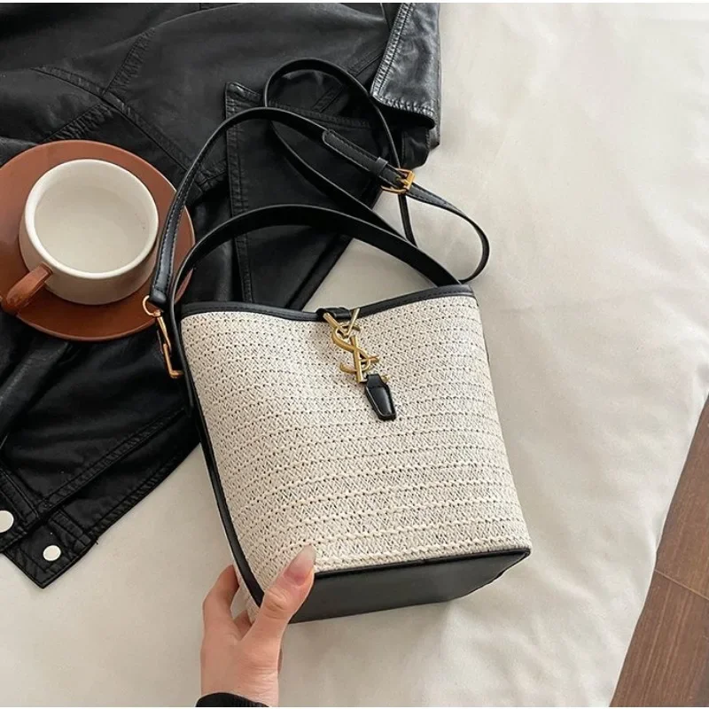 The 2025 New Luxury Design Crossbody Bag for Women Is A Multi-functional and High-end Commuter Handheld Bucket Bag