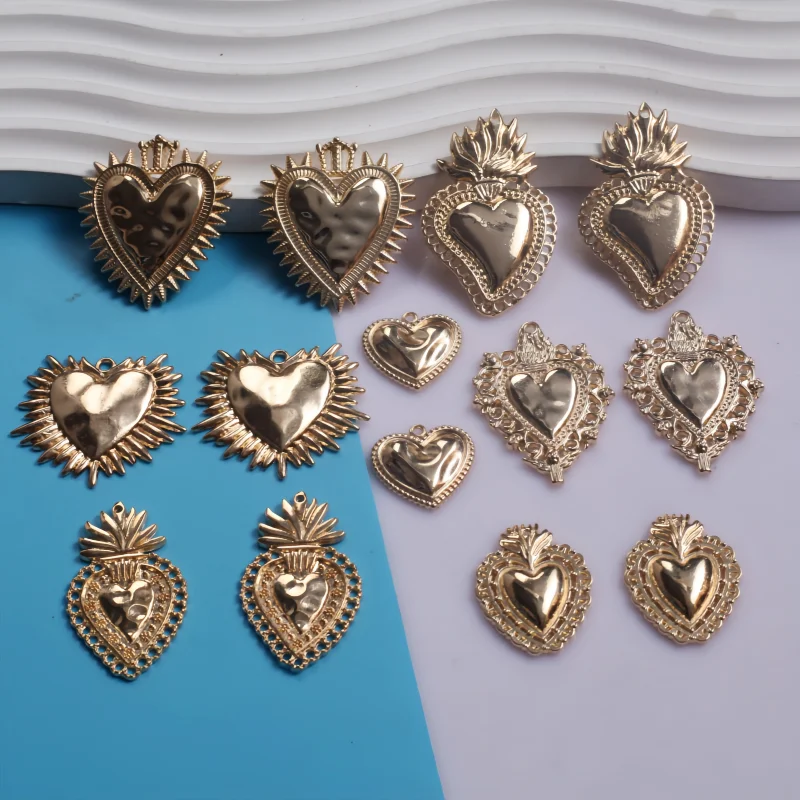 7pcs 혼합 Kc 골드 컬러 우아한 스타일 신성한 심장 합금 펜던트 DIY 매력 보석 금속 액세서리 F3