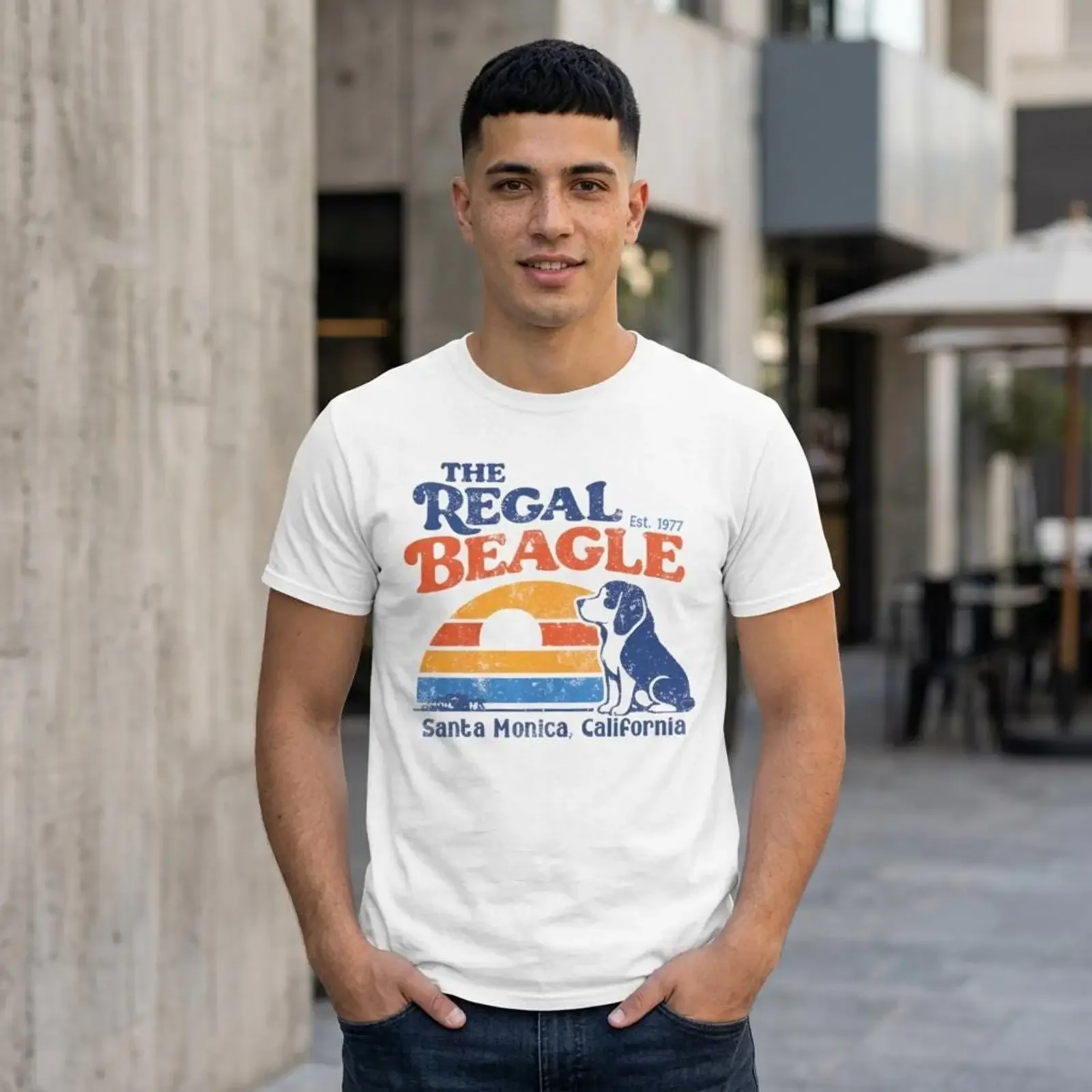 Vintage The Regal Beagle Est 1977 T Shirt Santa Monica California Retro 70s TV Pub Top vintage Washed Stylish homme