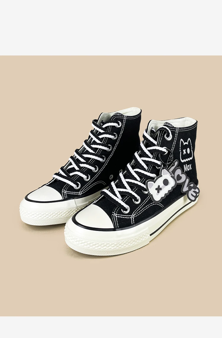 Amy und Michael Damen-Sneaker mit niedlichem Cartoon-Katzen-Charm, hohe Canvas-Schuhe, schwarze Schnür-Sneaker, Y2K Kawaii Mädchen-Freizeitschuhe – Detail 8