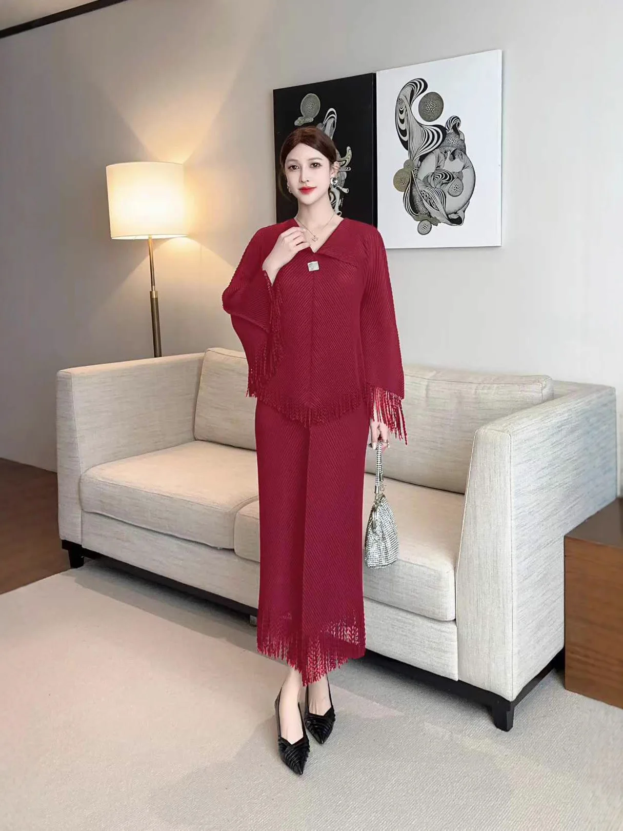 

Miyake Fashion Fringed Loose Suit African Bat Sleeve Pleated Top Temperament Elegant Two-piece Set Women's Clothing