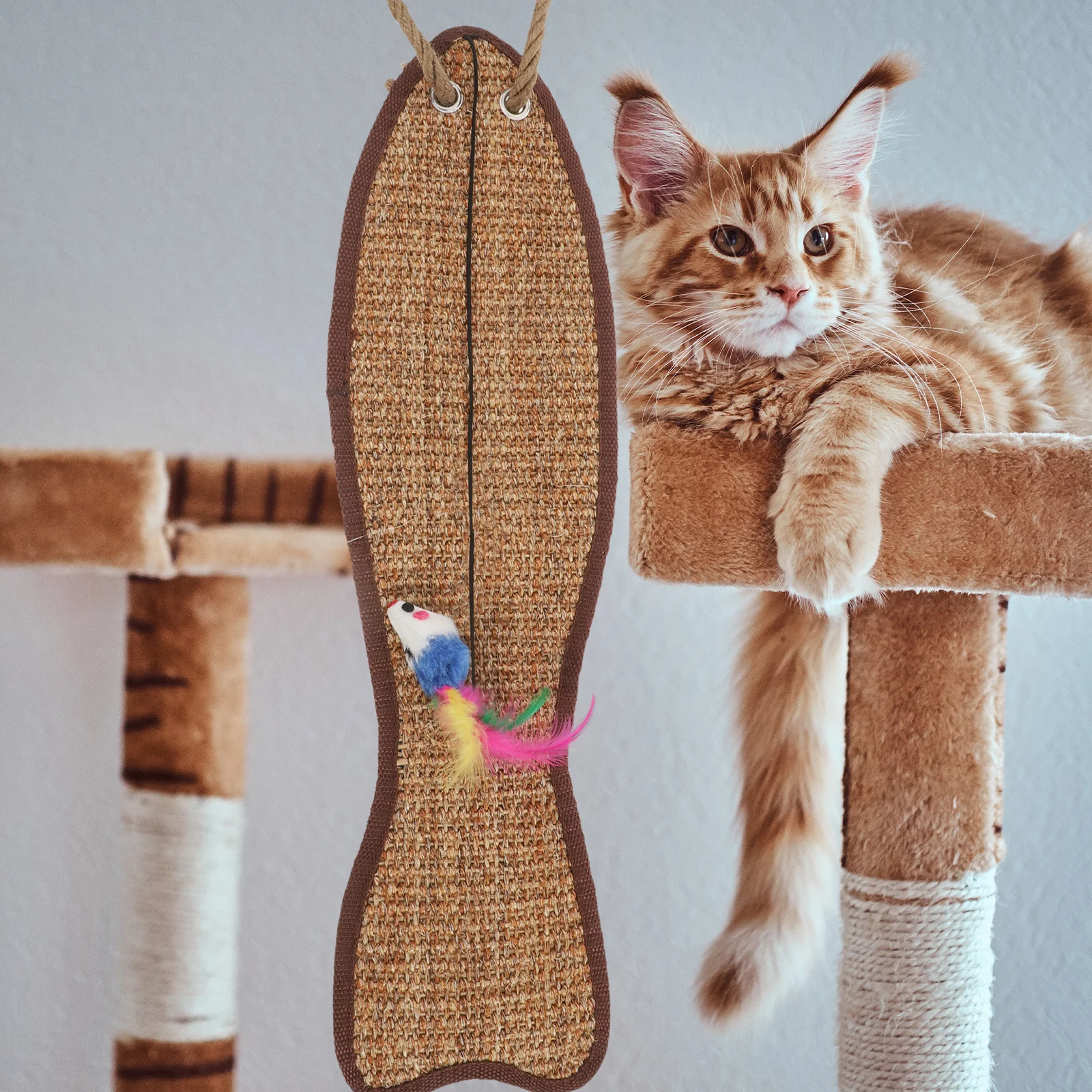 1Pcs Cat Scratcher Fish Shaped Sisal Pad Natural Fiber Scratch Resistant Mat for Furniture Protection Licking Feeding Port Back