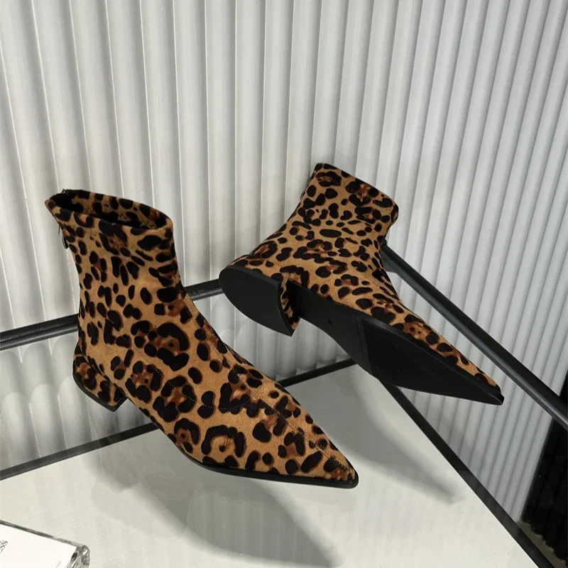 Zapatos de mujer, botines con estampado de leopardo, moda elegante, zapatos de fiesta de baile, tacones cuadrados, botas cortas modernas para mujer