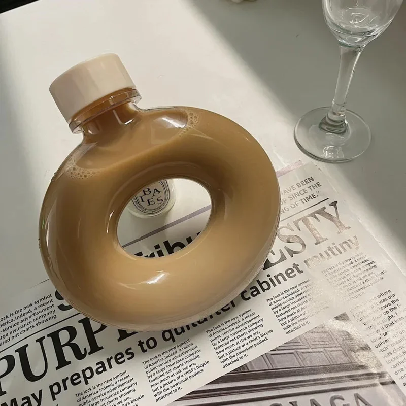 

500ml Donut Sports Water Bottle Portable School Travel Girls Leakproof Drinkware Bottle Circle Crossbody Kettle Annular Tea Cup