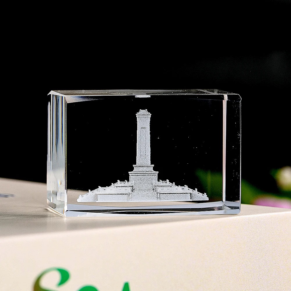 Exquisito cubo de cristal con grabado láser 3D, monumento chino tallado intrincado, recuerdo de viaje, adorno de escritorio, símbolo Cultural