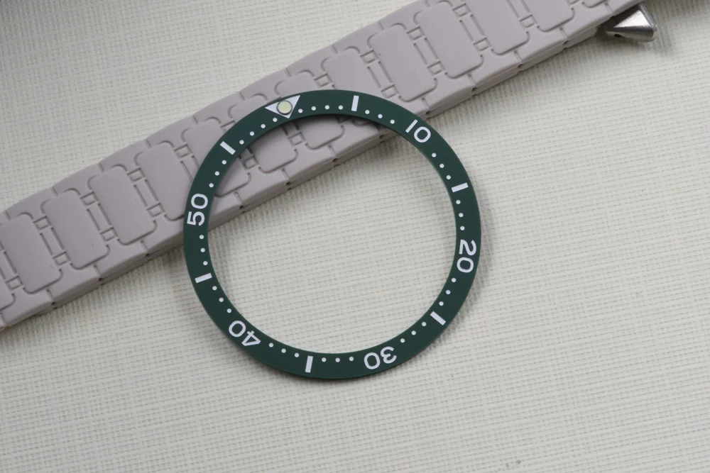 Schwarz/Grün/Blau Lünetteneinsatz 31,5-38mm für NH35A/36A Uhrwerk Uhrenteile passend für SKX007 009 Turtle 6105-8110 Taucheruhrteile – Detail 1