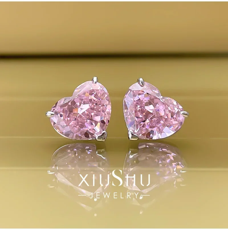 

Вспышка! Красные серьги в форме сердца с высокоуглеродистыми бриллиантами, новый модный стиль, корейские интернет-знаменитости, Отличное ощущение