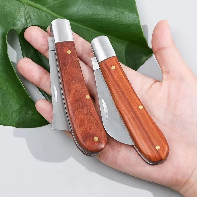 Convenient Folding Grafting Knife 3CR13 Stainless Steel Grafting Pruning Tool for Professional Gardeners and Fruit Tree Care