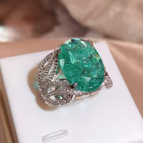 925 Silver Plated Fashionable Blue Green Moissanite Ring Fire Sparkling Luxury Ring Female Party Birthday Jewelry Gift