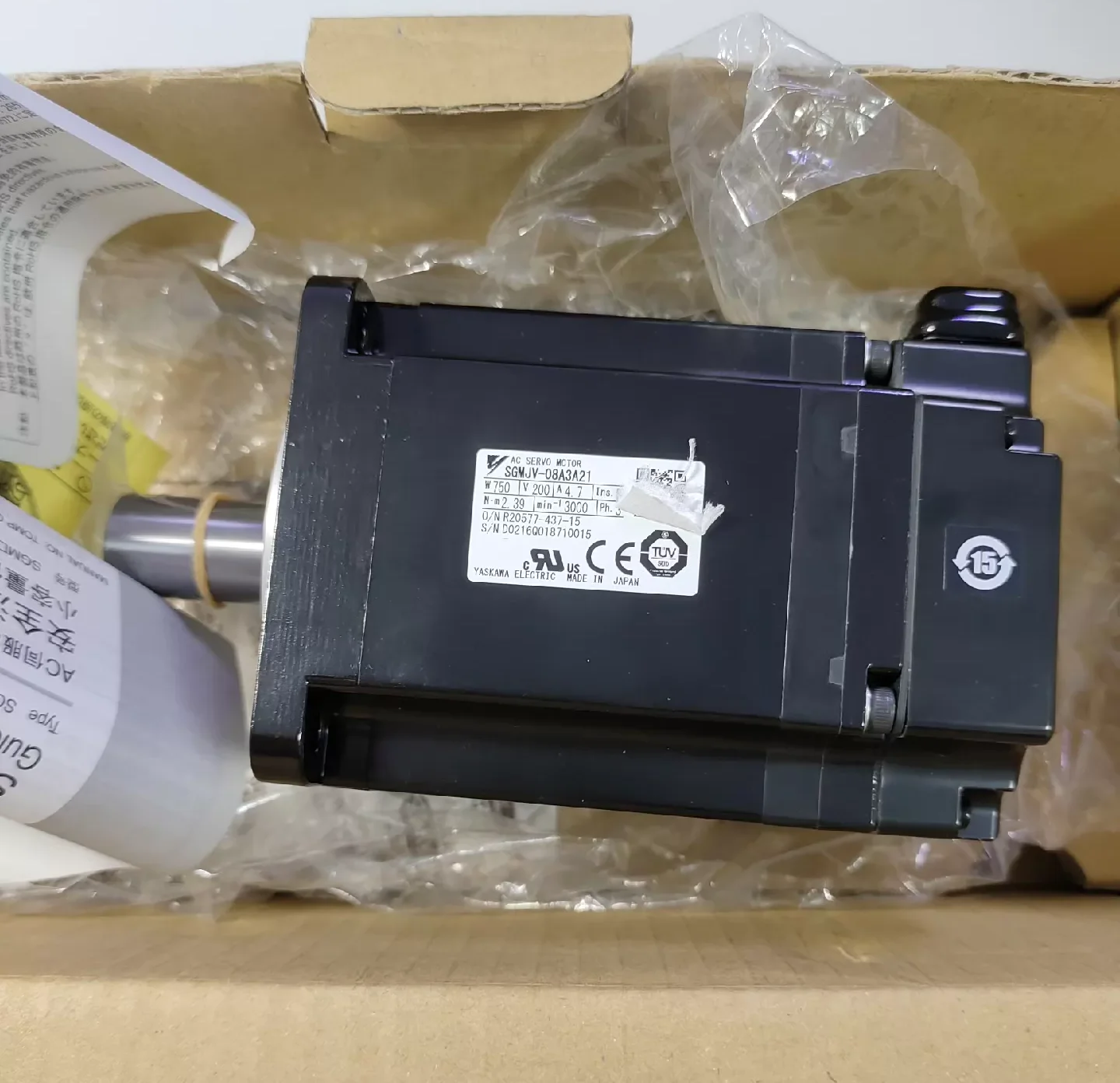 SGMJV-08A3A21 Brand New Servo Motor Original Genuine，Fast shipping，SGMJV 08A3A21