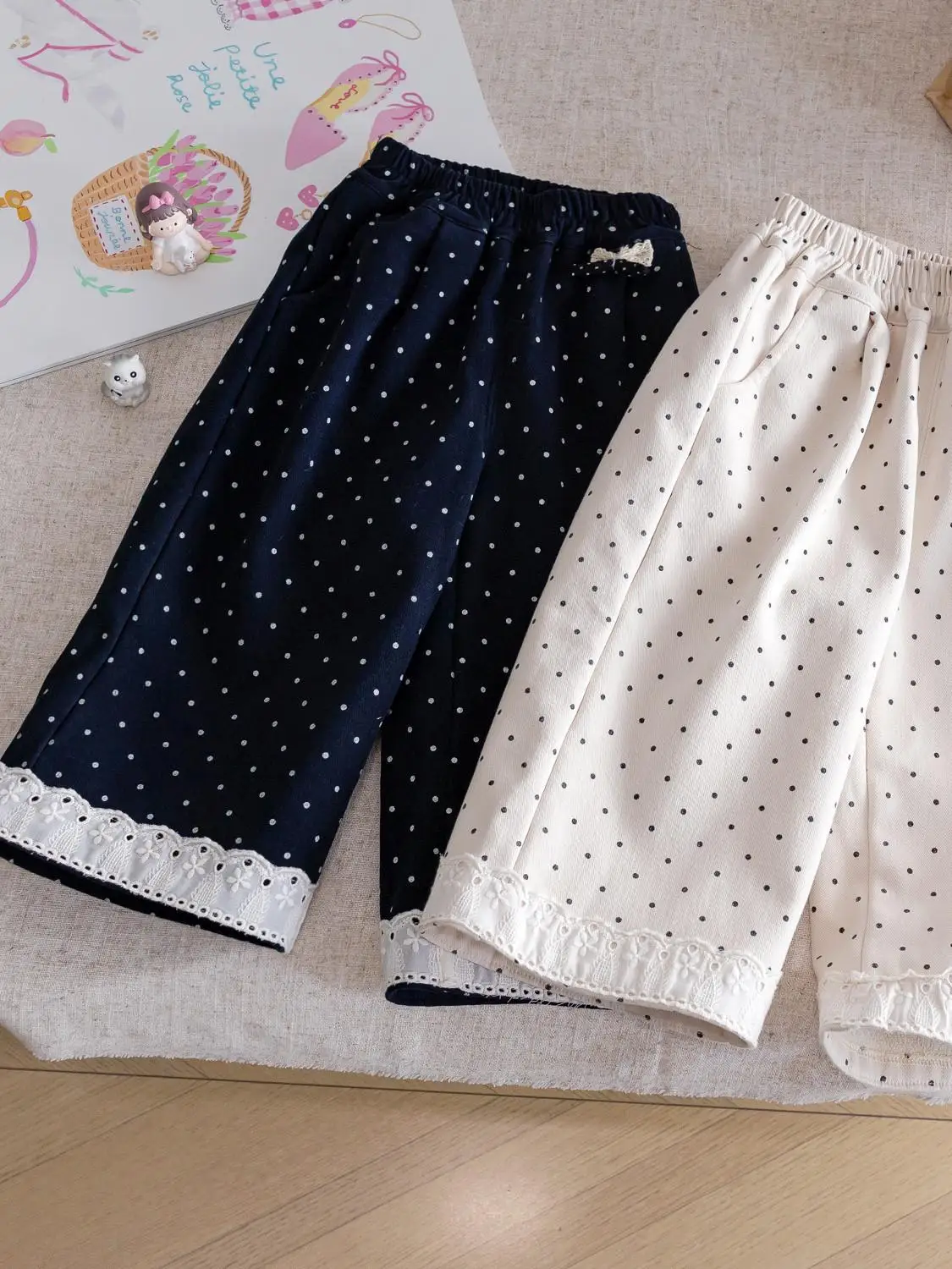 

Модные широкие брюки для девочек на флисовой подкладке с кружевной отделкой, повседневные, стильные, весна-осень, новинка, детская одежда