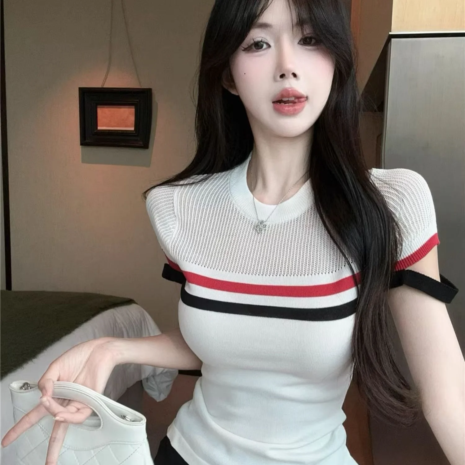 

Women Knit Tops Short Sleeve Sweater Korean 2025 Fashion Hollow Out Scoop Neck Pullover Knit Tops Cover Up Clothing