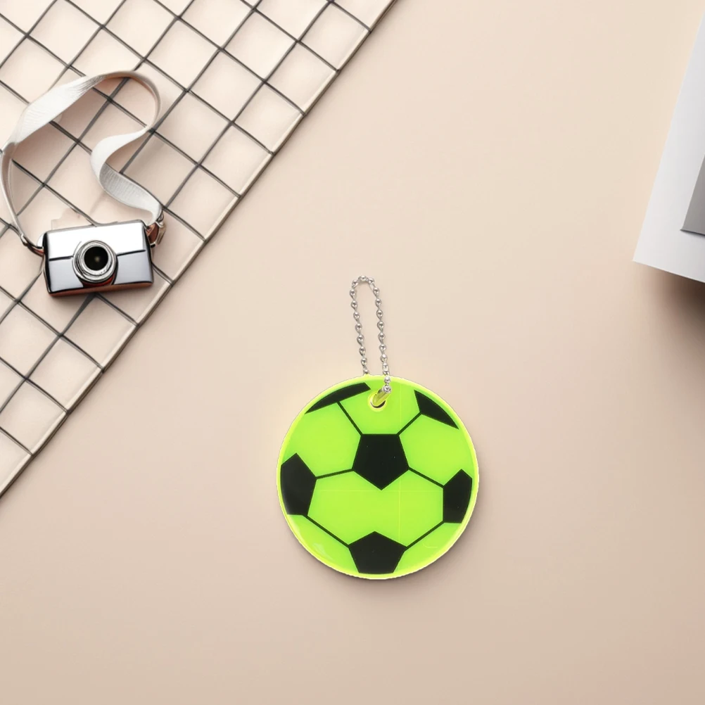 

12PCS Football Pendant Keychain Reflective Pendants PVC Backpack Tags Green Night Visibility Child Goodie Bags Birthday
