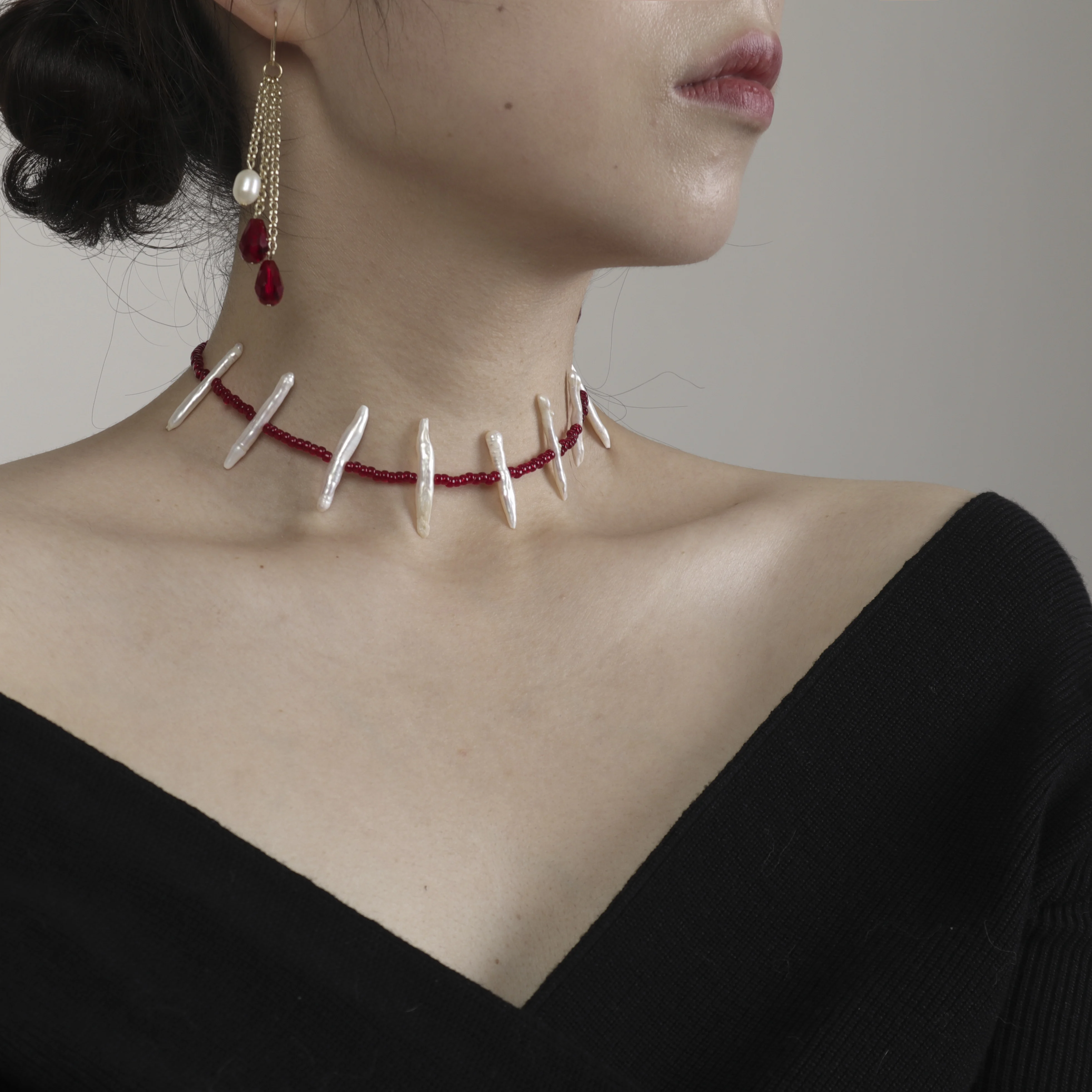 Free Shipping Halloween Costumes Vampire Bloody Drip Choker Real  True Pearl Necklace Party Cosplay Decorations Joke Gifts Woman