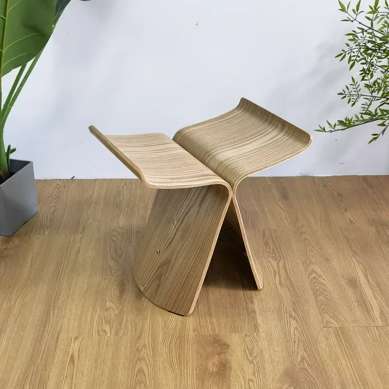 

Creative Butterfly Chair Fashionable Low Stool Dining Chair Footrest Simple And Modern Japanese Style Solid Wood Chair Stools