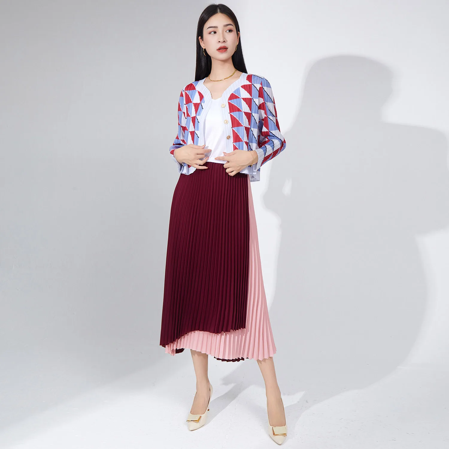 Falda acampanada asimétrica otoño 2023 nueva llegada falda Midi plisada y adelgazante de cintura alta