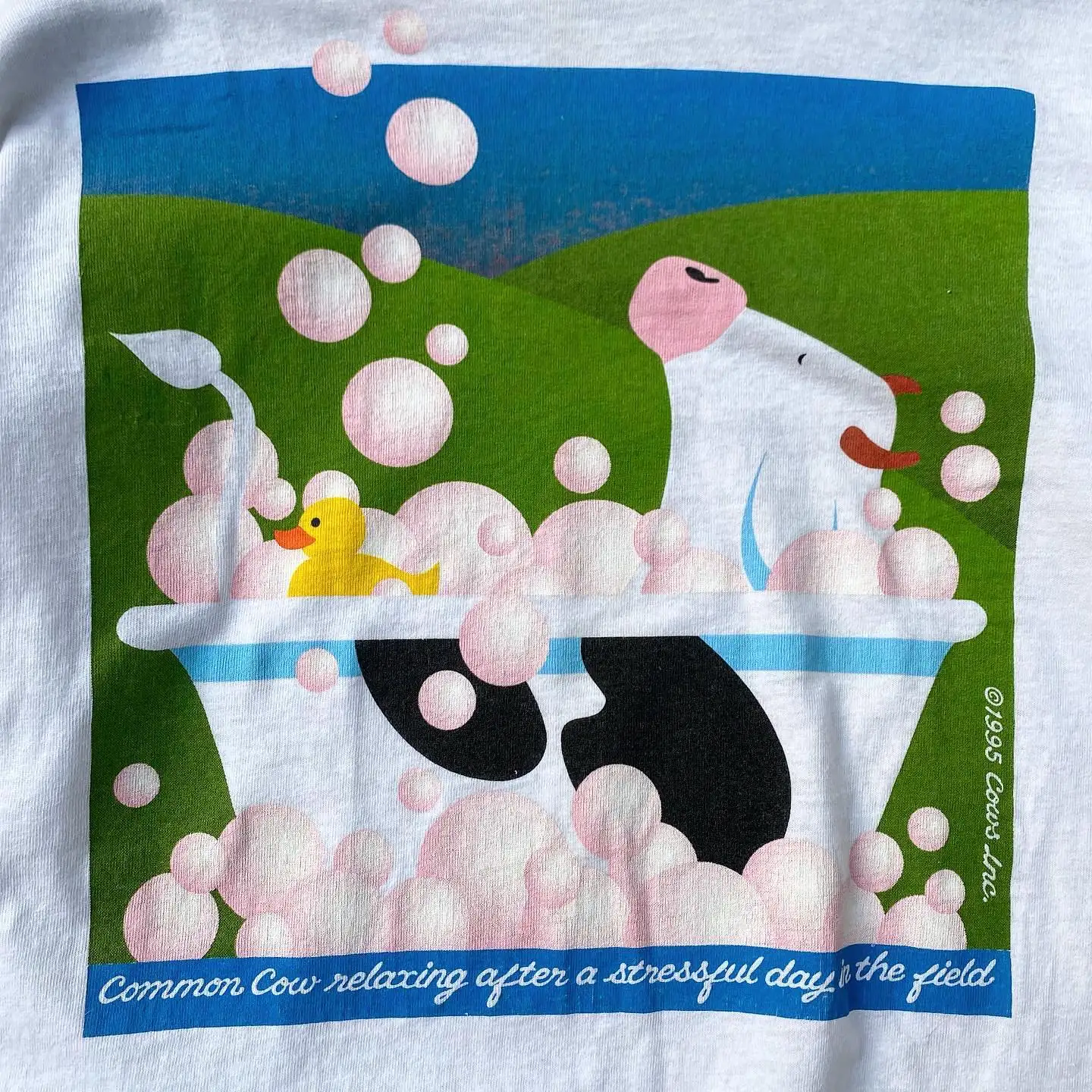 Loose Short Sleeve T-Shirt Cartoon Cute Fun Cow Bathing Healing  Illustration Cotton Breathable round Neck Men's Summ...