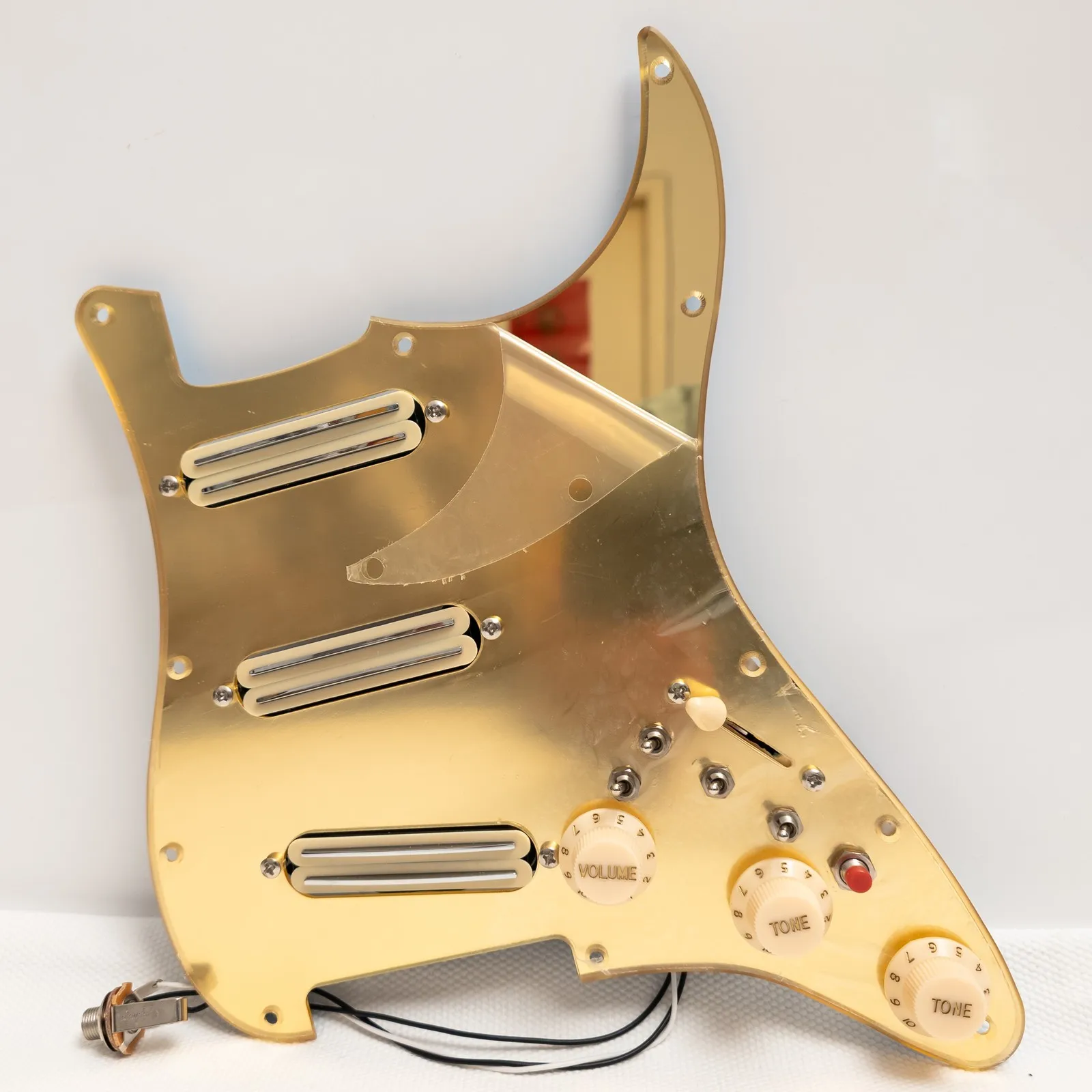 SSS Guitar Prewired Loaded Pickguard Set 3 Dual Rail Mini Humbucker Pickups, Coil Split Switches, Enhancement Switch for ST