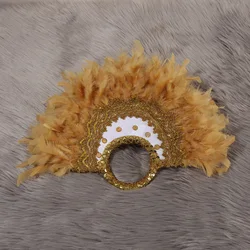 An elegant feather fan, creative wedding fan - the perfect choice for dance gear, exhibition and photography props
