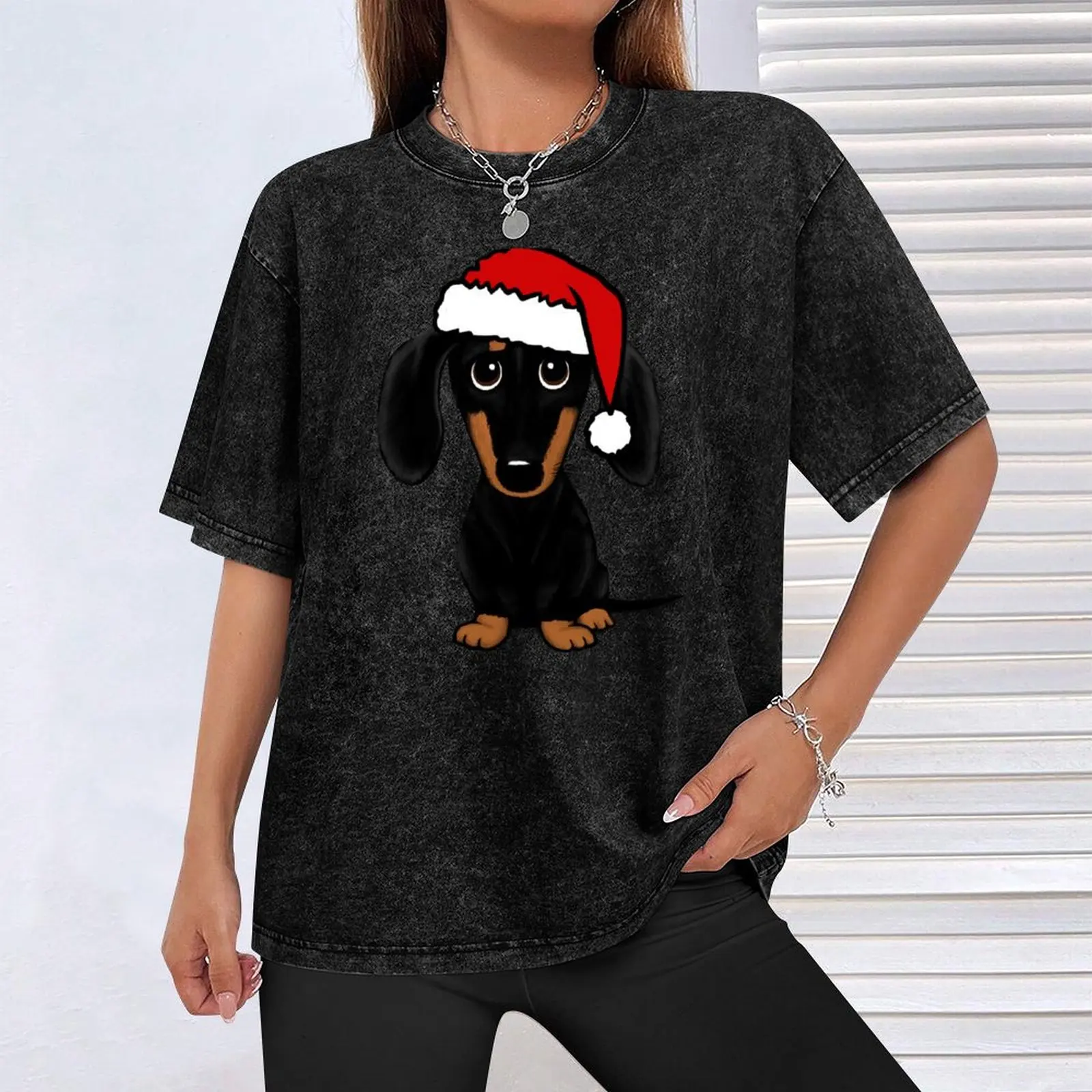 Black and Tan Dachshund with Santa Hat Cute Wiener Dog Christmas T-Shirt oversizeds funny t shirts men