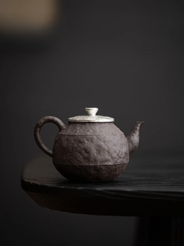 

Black Gilded Silver Japanese Style Teapot Kettle Coarse pottery Tea Making Device Tea Infuser Tea Kettle Chinese Small Pot